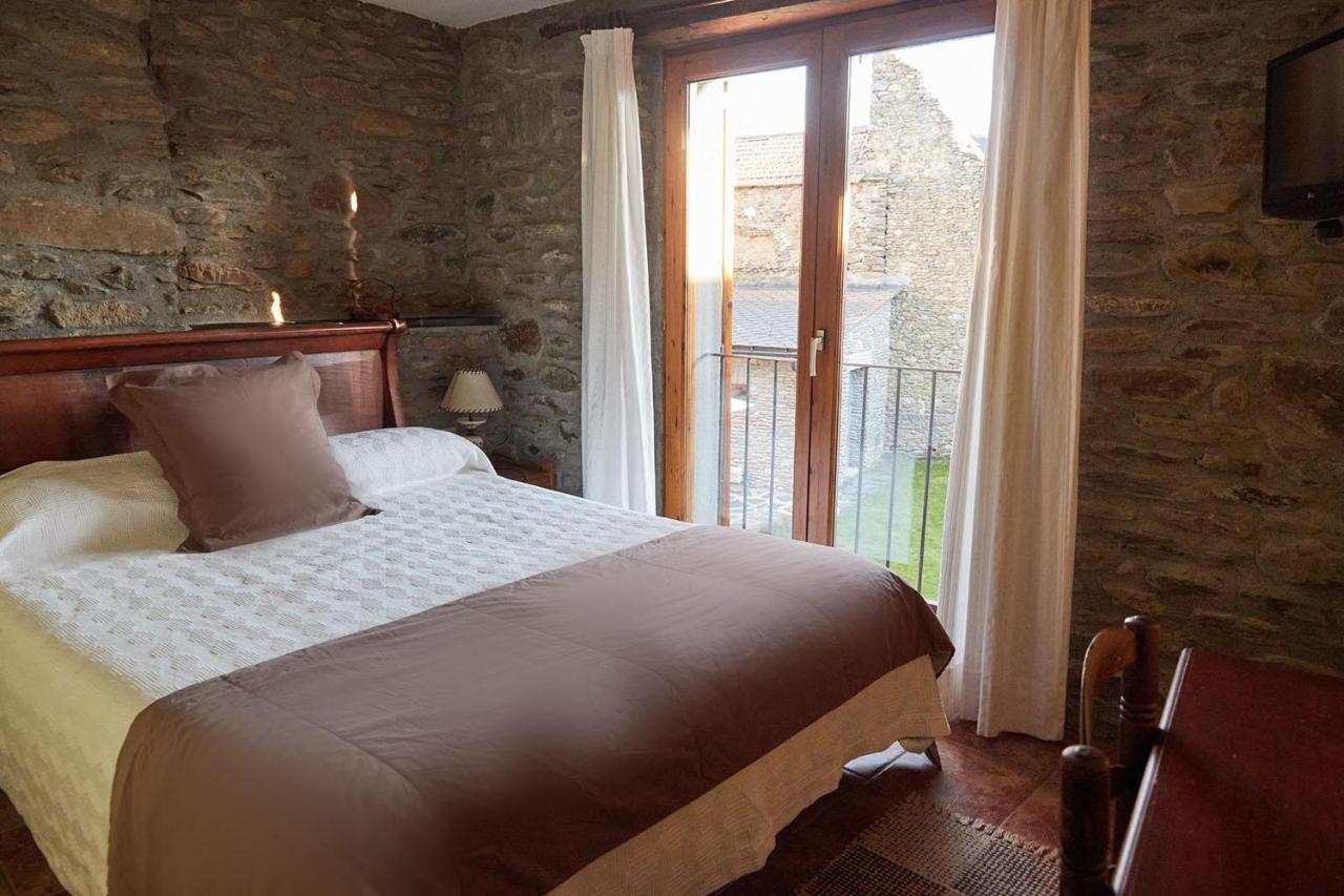 Cal Marrufes Guest House ปุจเซร์ดา ภายนอก รูปภาพ