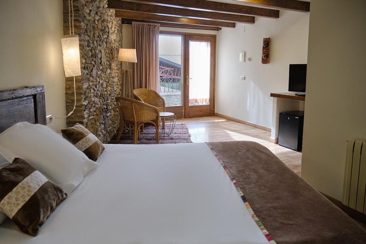 Cal Marrufes Guest House ปุจเซร์ดา ภายนอก รูปภาพ