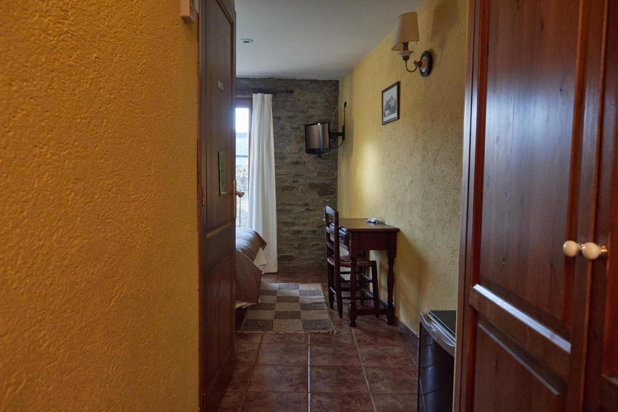 Cal Marrufes Guest House ปุจเซร์ดา ภายนอก รูปภาพ